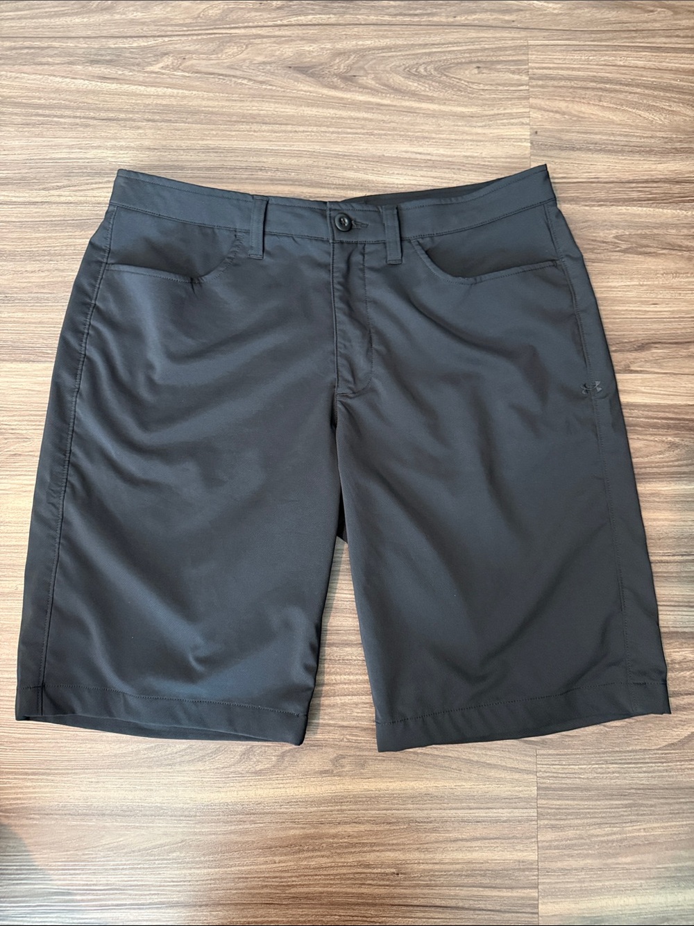 Men's Black Under Armour Heatgear Performance Shorts size 34